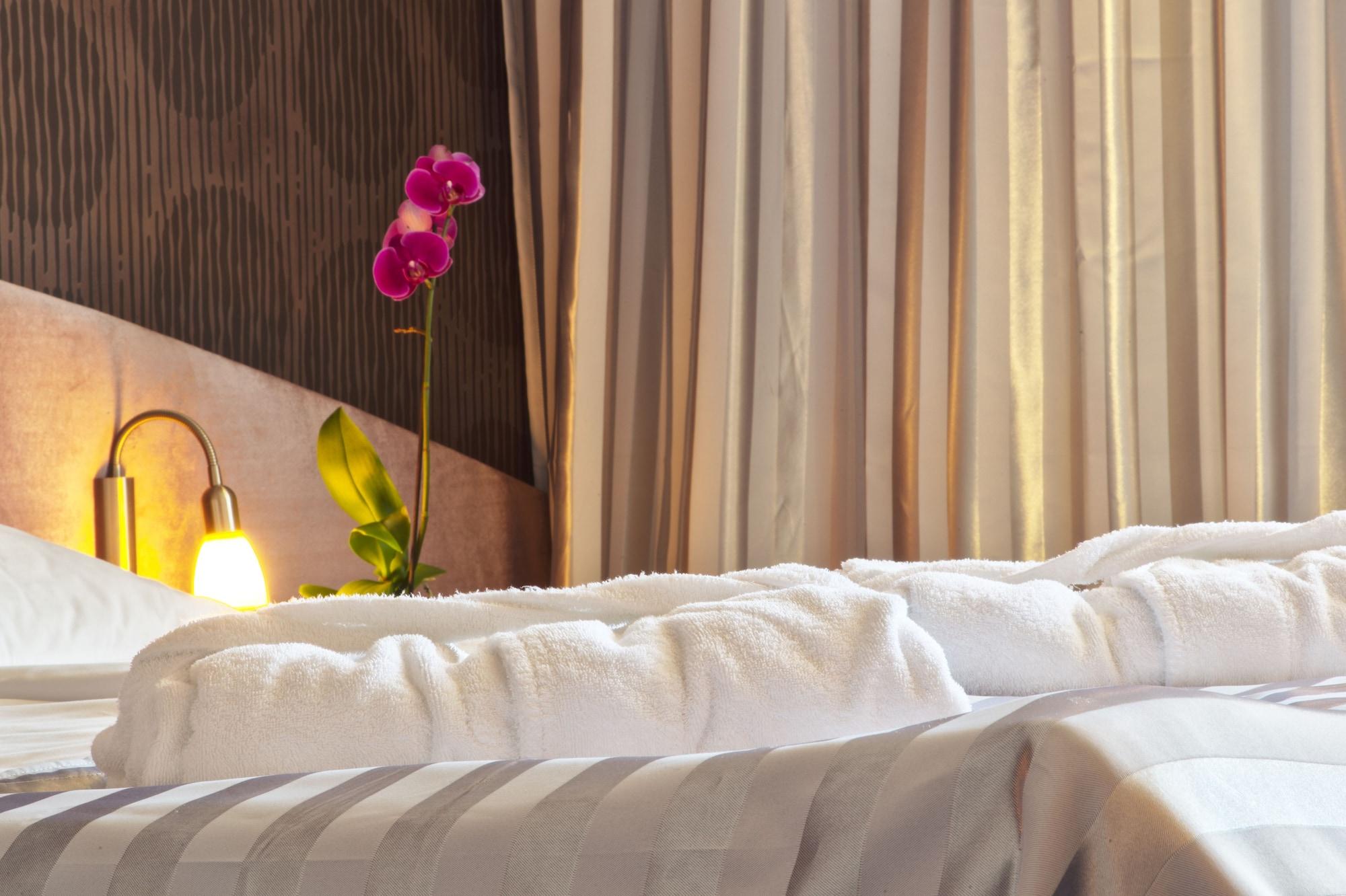 Triada Hotel София Экстерьер фото