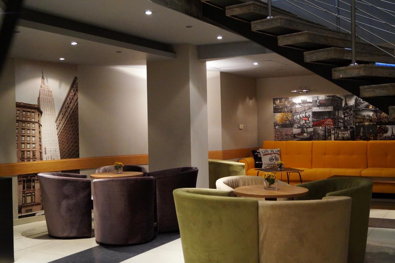 Triada Hotel София Экстерьер фото